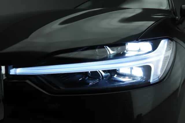 Volvo XC60 (2022) thumbnail 41