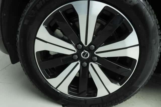 Volvo XC60 (2022) thumbnail 42