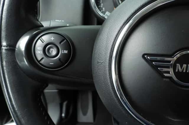 MINI Countryman (2019) thumbnail 13