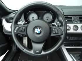 BMW Z4 (2014) thumbnail 11