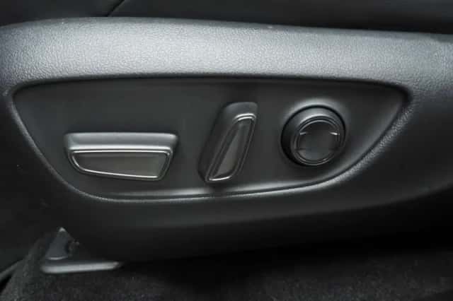 Toyota RAV4 (2024) thumbnail 21