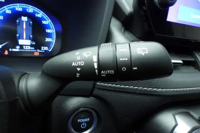 Toyota RAV4 (2024) thumbnail 29