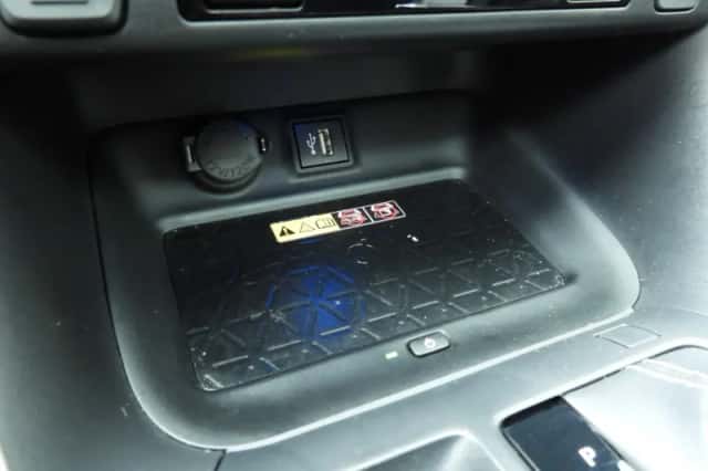 Toyota RAV4 (2024) thumbnail 32