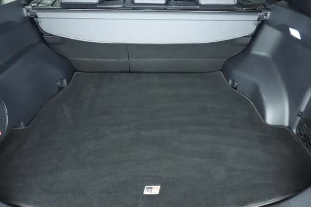Toyota RAV4 (2024) thumbnail 9