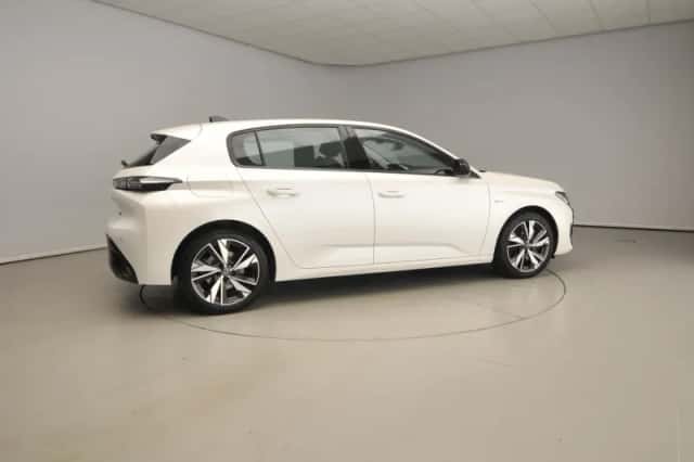 Peugeot 308 (2022) thumbnail 3