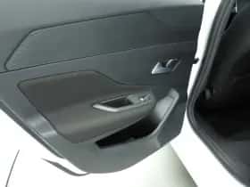 Peugeot 308 (2022) thumbnail 25