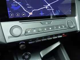 Peugeot 308 (2022) thumbnail 39