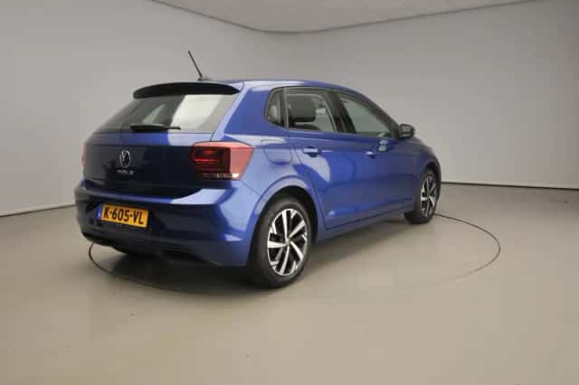 Volkswagen Polo (2021) thumbnail 2