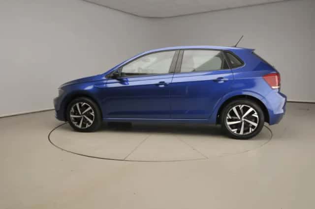 Volkswagen Polo (2021) thumbnail 4