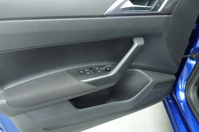 Volkswagen Polo (2021) thumbnail 32