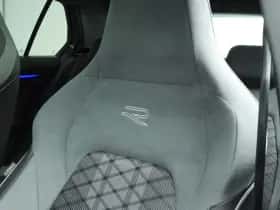 Volkswagen Golf (2024) thumbnail 13