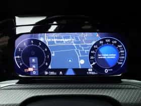 Volkswagen Golf (2024) thumbnail 16