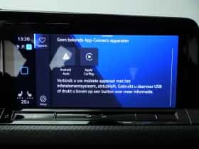 Volkswagen Golf (2024) thumbnail 24