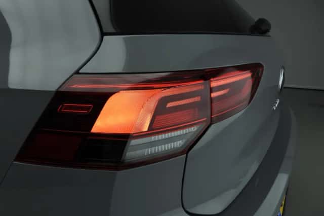 Volkswagen Golf (2024) thumbnail 28
