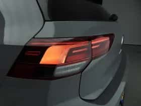 Volkswagen Golf (2024) thumbnail 28