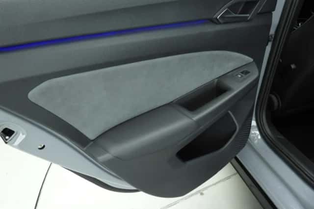 Volkswagen Golf (2024) thumbnail 30