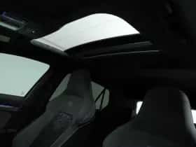 Volkswagen Golf (2024) thumbnail 35