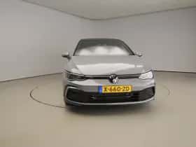 Volkswagen Golf (2024) thumbnail 5