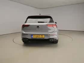 Volkswagen Golf (2024) thumbnail 6