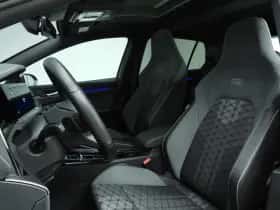Volkswagen Golf (2024) thumbnail 8