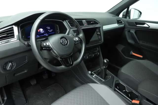 Volkswagen Tiguan (2020) thumbnail 13