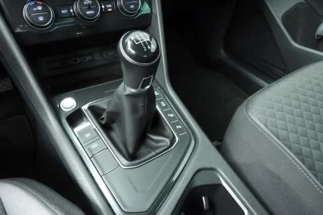 Volkswagen Tiguan (2020) thumbnail 14