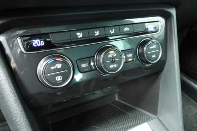 Volkswagen Tiguan (2020) thumbnail 16