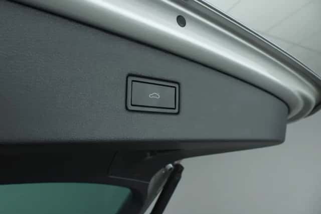 Volkswagen Tiguan (2020) thumbnail 28