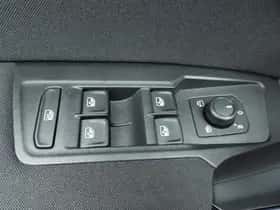 Volkswagen Tiguan (2020) thumbnail 33
