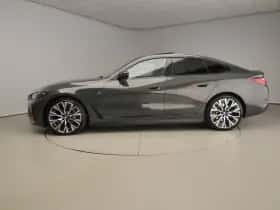 BMW i4 (2022) thumbnail 2
