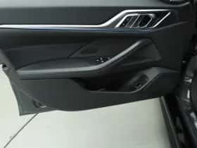 BMW i4 (2022) thumbnail 19