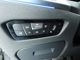 BMW i4 (2022) thumbnail 23
