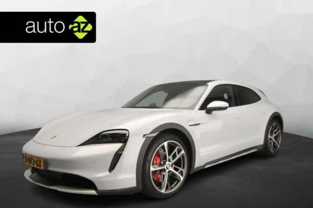 Porsche Taycan (2022) thumbnail 1