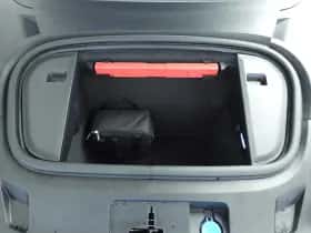 Porsche Taycan (2022) thumbnail 40