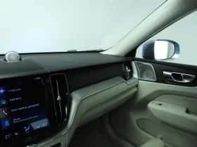 Volvo XC60 (2019) thumbnail 14