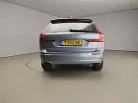 Volvo XC60 (2019) thumbnail 3