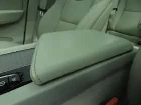 Volvo XC60 (2019) thumbnail 27