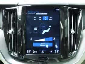 Volvo XC60 (2019) thumbnail 35