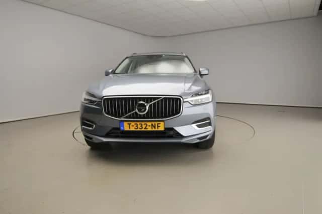 Volvo XC60 (2019) thumbnail 5