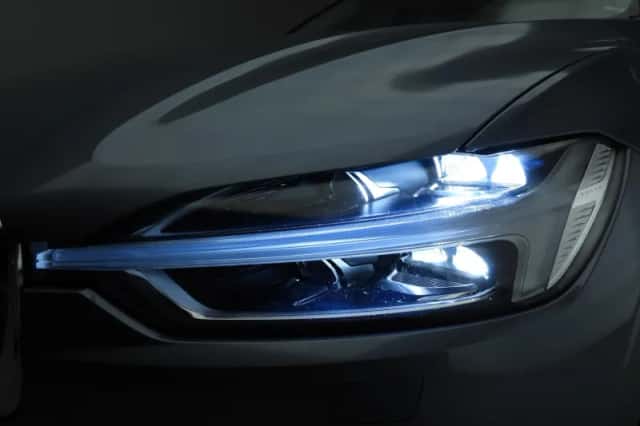 Volvo XC60 (2019) thumbnail 45