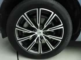 Volvo XC60 (2019) thumbnail 46