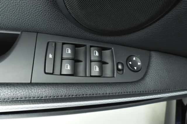 BMW 3-Serie (2012) thumbnail 19