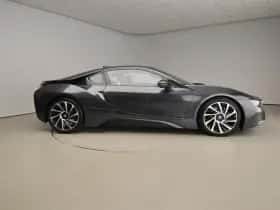 BMW I8 (2016) thumbnail 3
