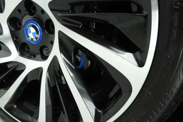 BMW I8 (2016) thumbnail 22