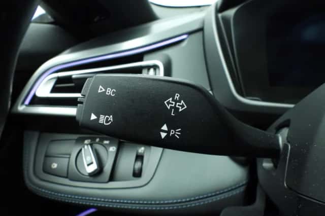 BMW I8 (2016) thumbnail 33