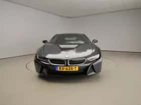 BMW I8 (2016) thumbnail 5