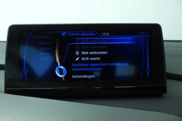 BMW I8 (2016) thumbnail 45