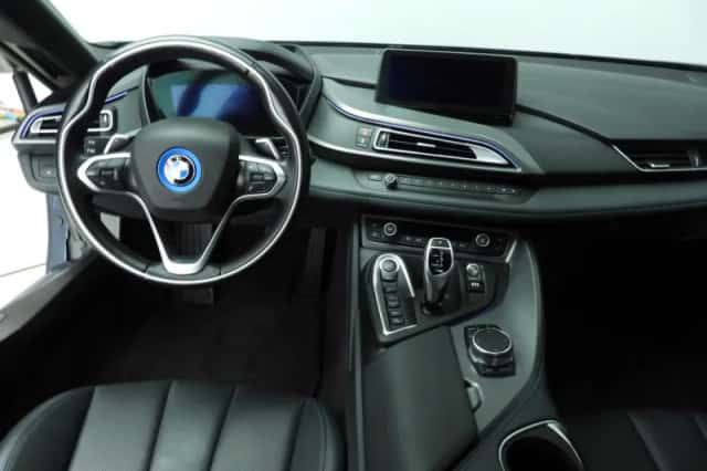 BMW I8 (2016) thumbnail 7