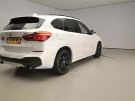 BMW X1 (2018) thumbnail 2