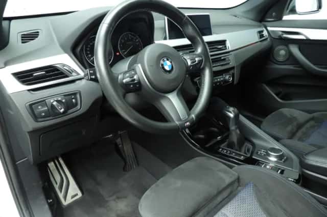 BMW X1 (2018) thumbnail 11